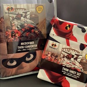 Incredibles 2 Twin Comforter & Sheet set.